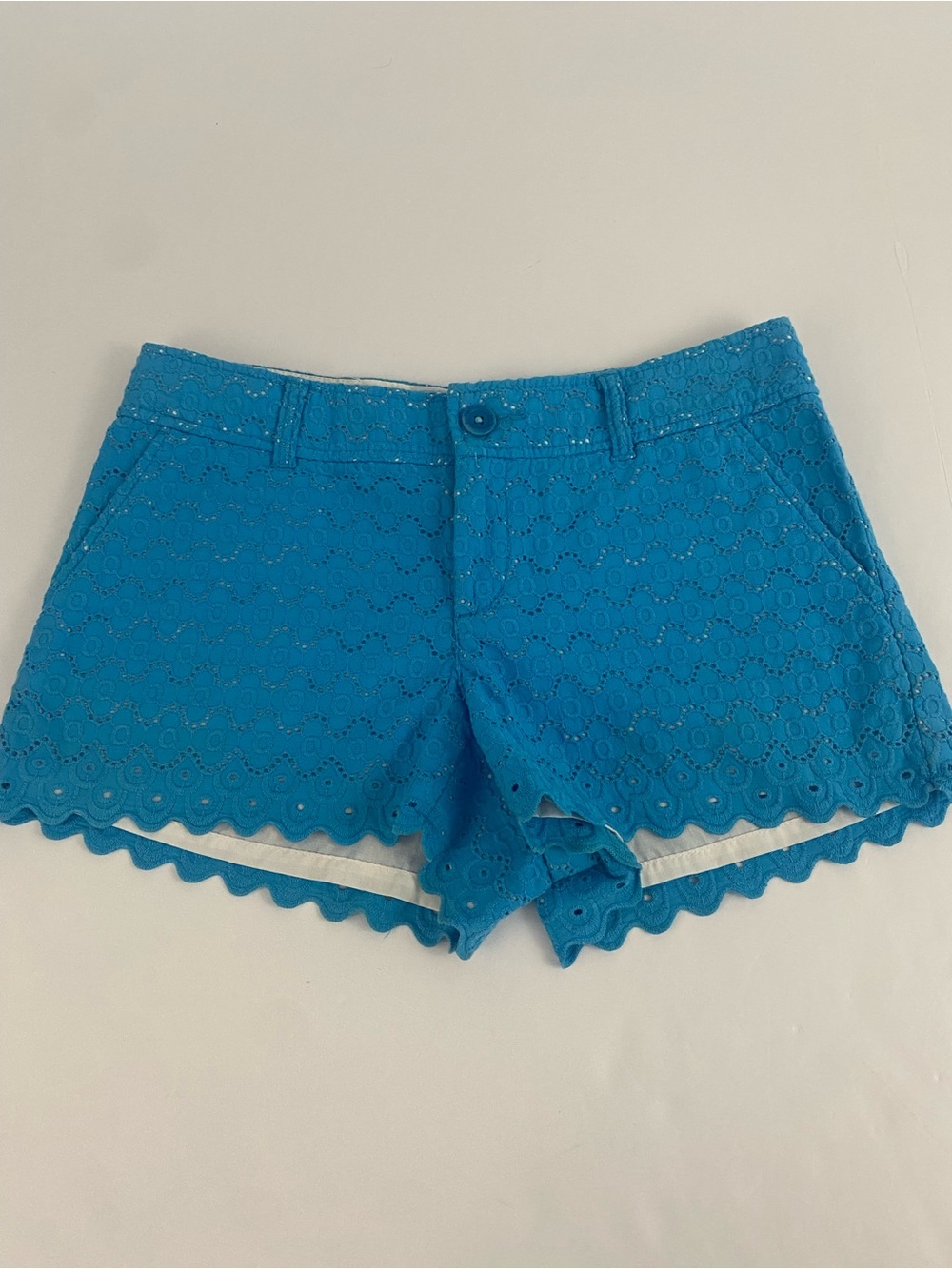 Lilly Pulitzer Walsh Short Blue Eyelet Lace Scalloped Hem Womens Size 6
